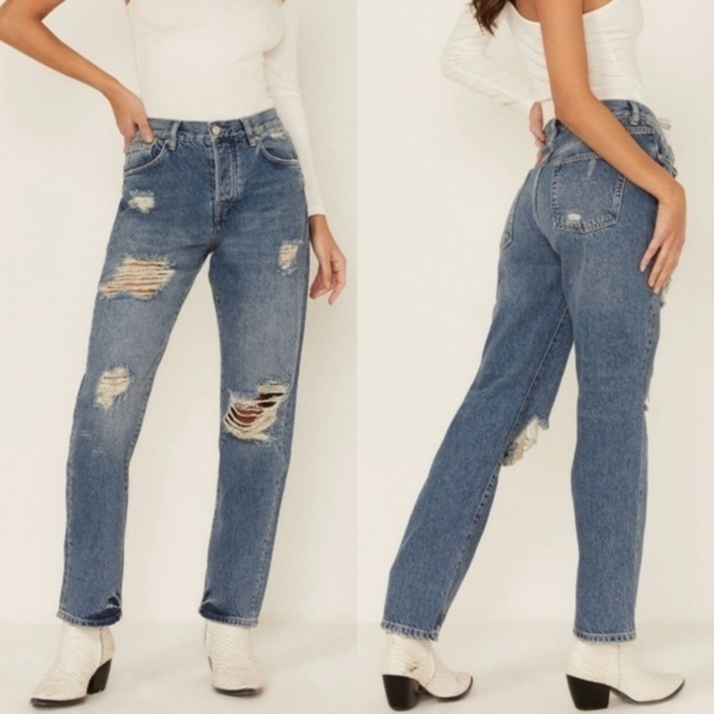 We The Free Jeans Women’s 29 Blue Boyfriend Distressed High Rise Jean